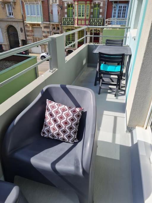 Trimaran Studio 10 Metres De La Plage Avec Balcon/Terrasse Mers-les-Bains Ngoại thất bức ảnh