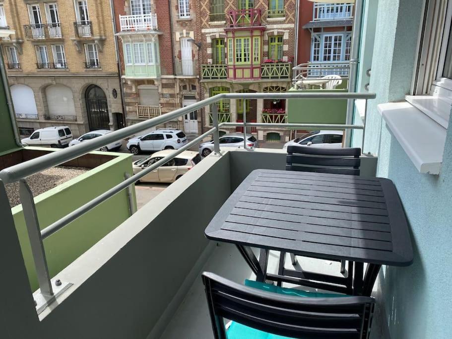 Trimaran Studio 10 Metres De La Plage Avec Balcon/Terrasse Mers-les-Bains Ngoại thất bức ảnh